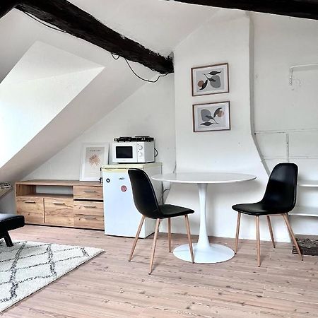 Loft Apartment Close To Metro Palmovka ปราก ภายนอก รูปภาพ